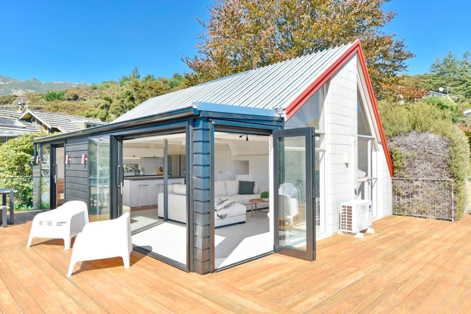 Akaroa Harbour View - Christchurch Holiday Homes Buitenkant foto