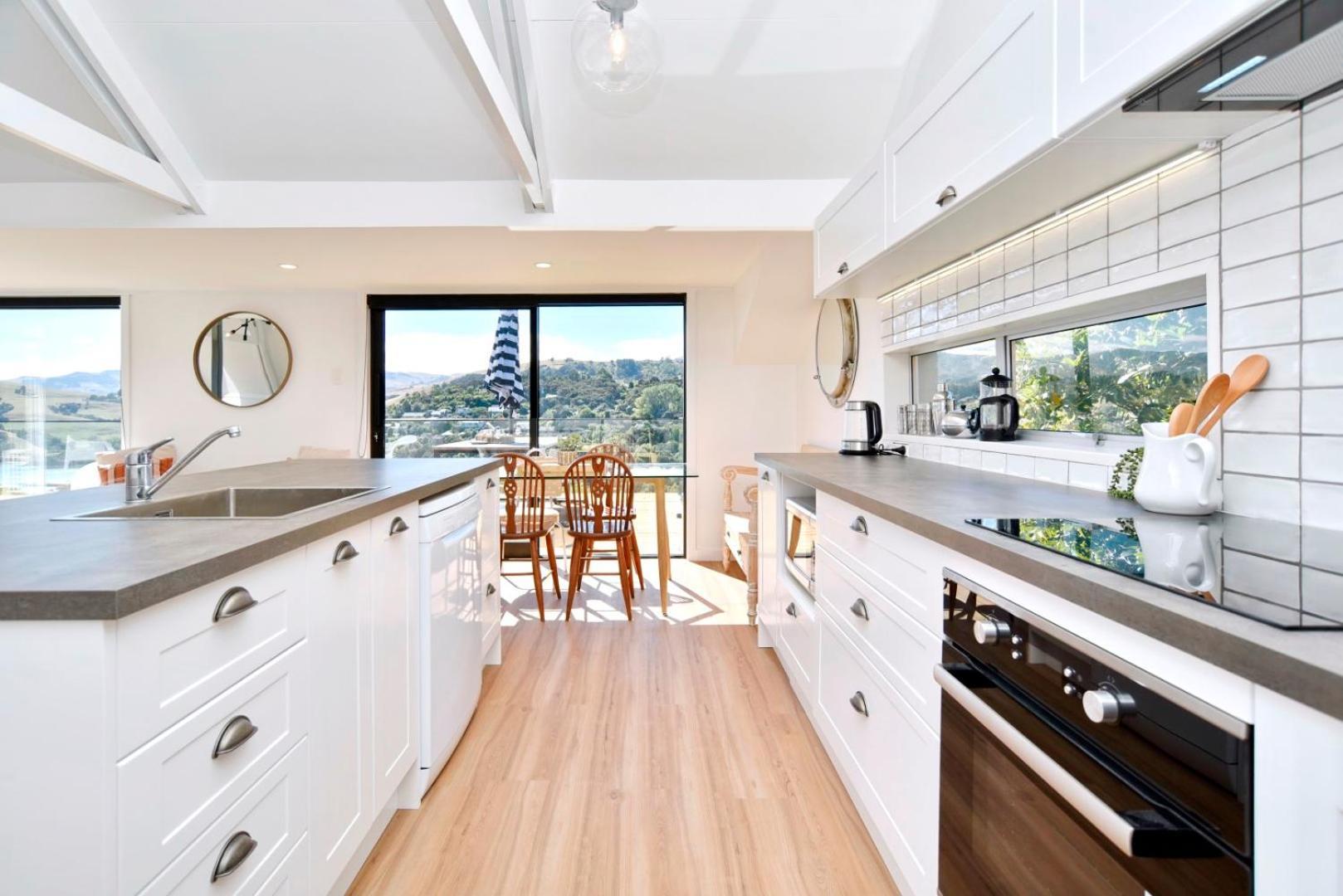 Akaroa Harbour View - Christchurch Holiday Homes Buitenkant foto
