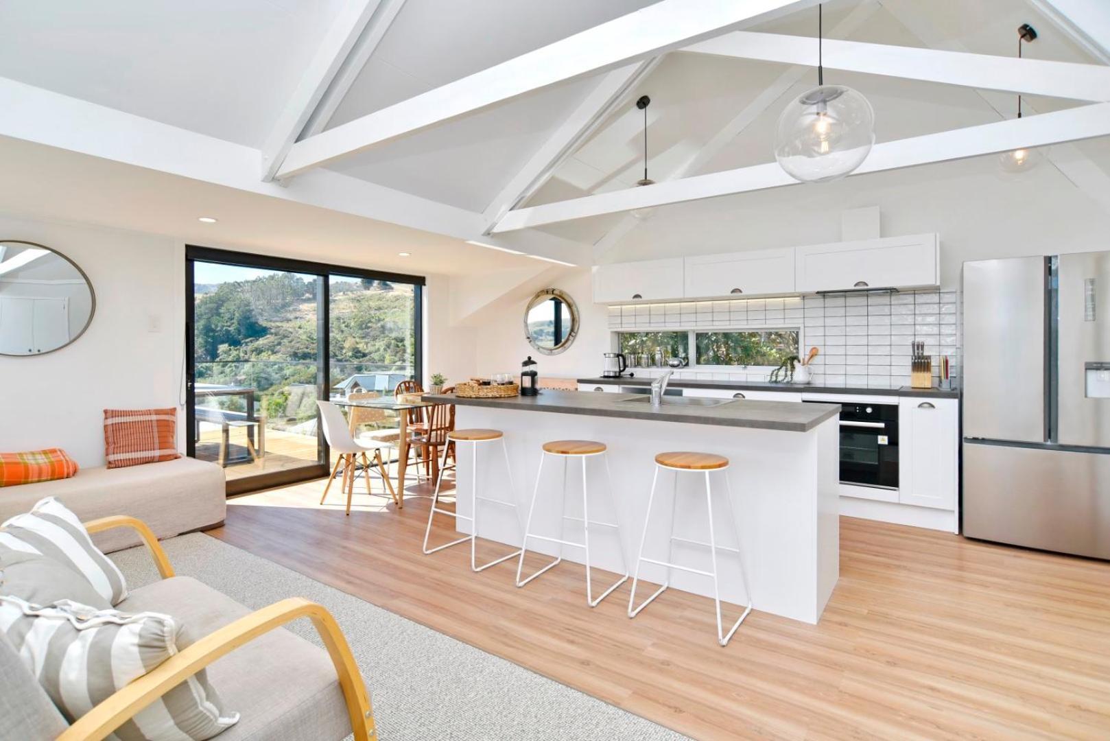 Akaroa Harbour View - Christchurch Holiday Homes Buitenkant foto