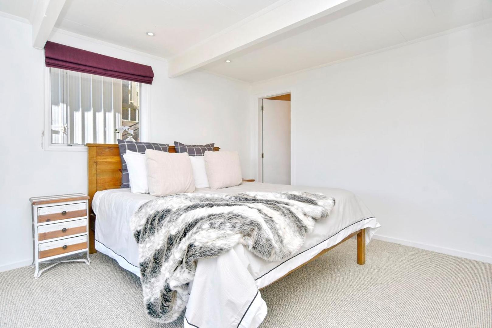 Akaroa Harbour View - Christchurch Holiday Homes Buitenkant foto